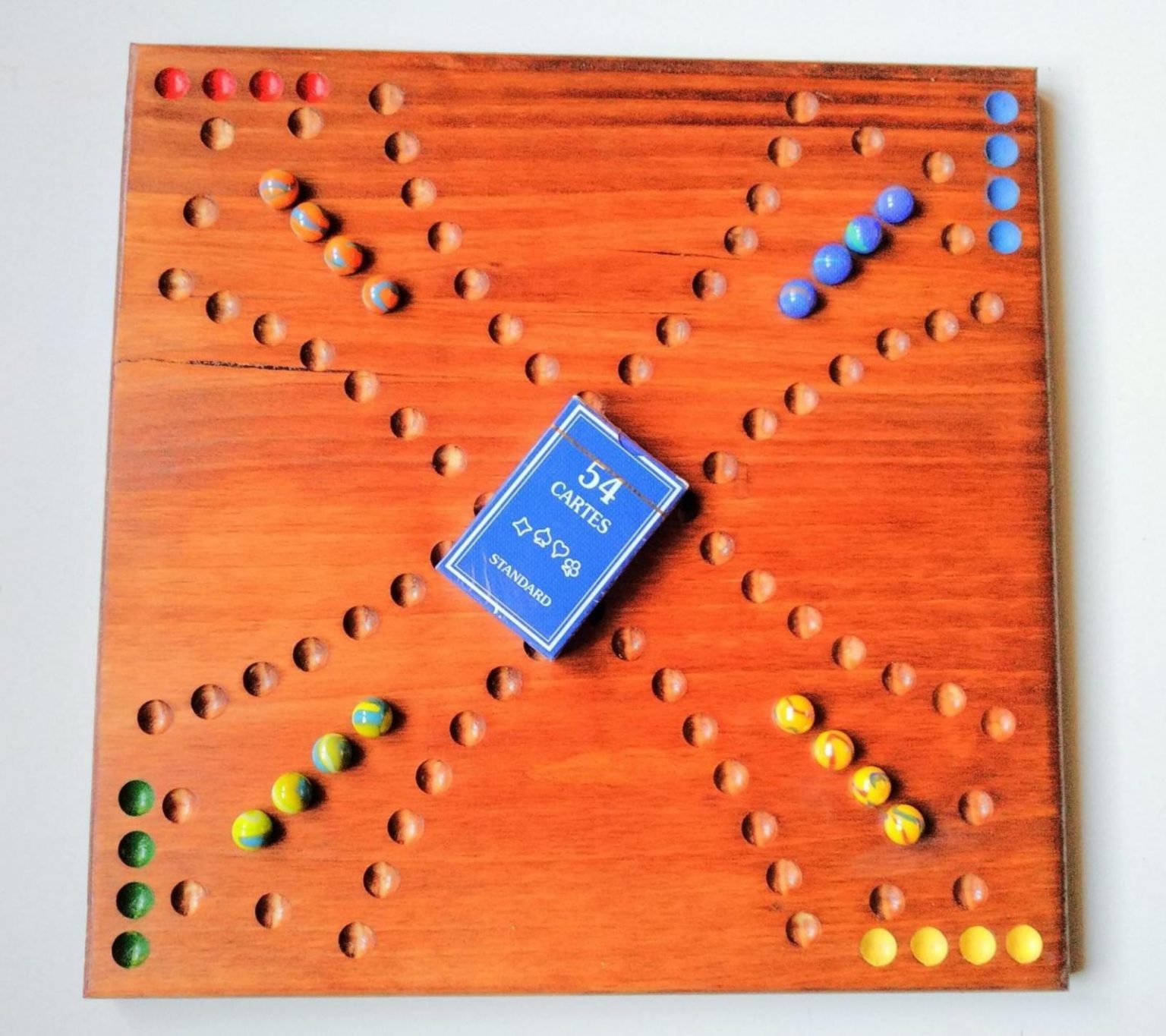 Jeu de Tock artisanal en bois Oxarania Jeu de Tock artisanal en bois Oxarania